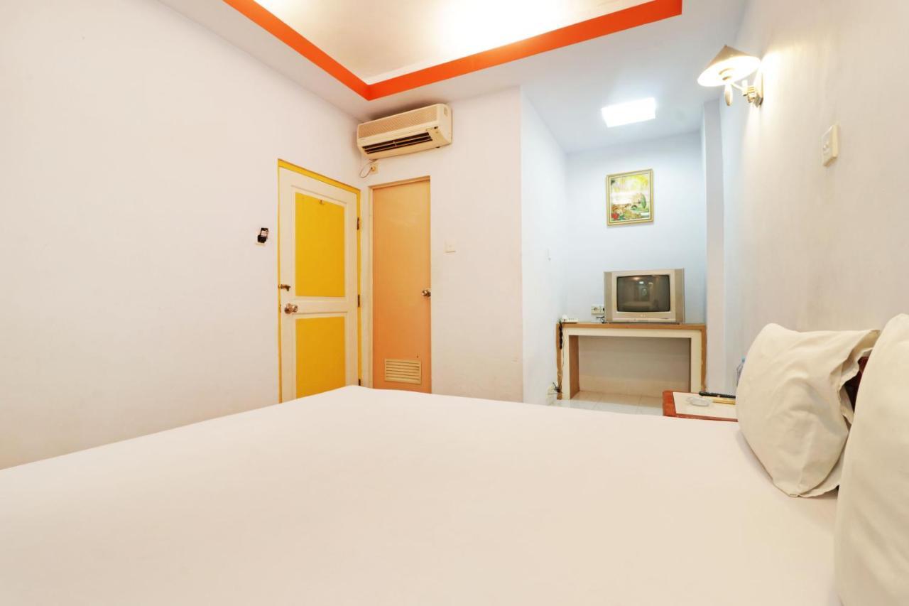 Mutiara Sari Hotel Makassar Exterior foto